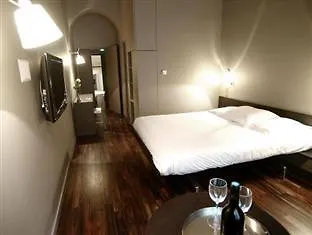 L'avant-scene Hotel